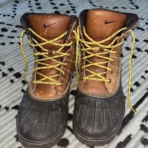 Nike ACG duck boot